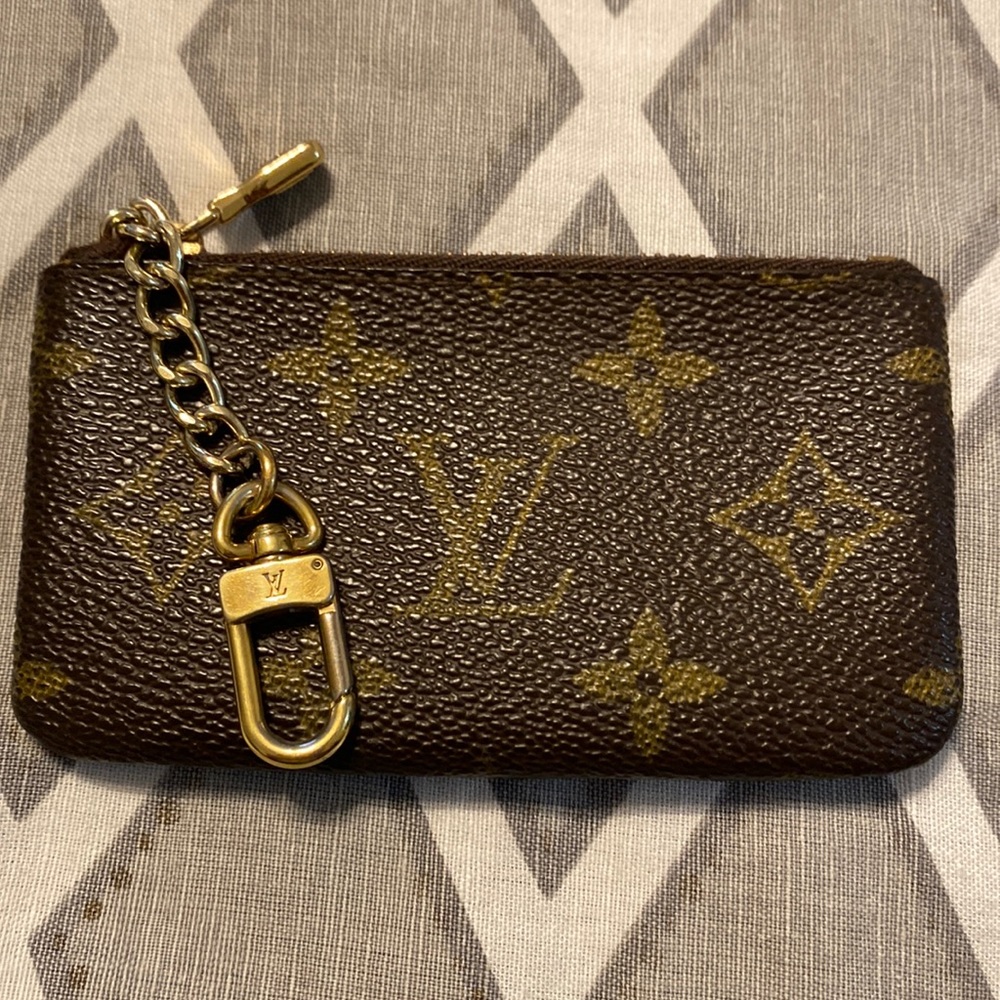 Louis Vuitton Vintage Key Clea